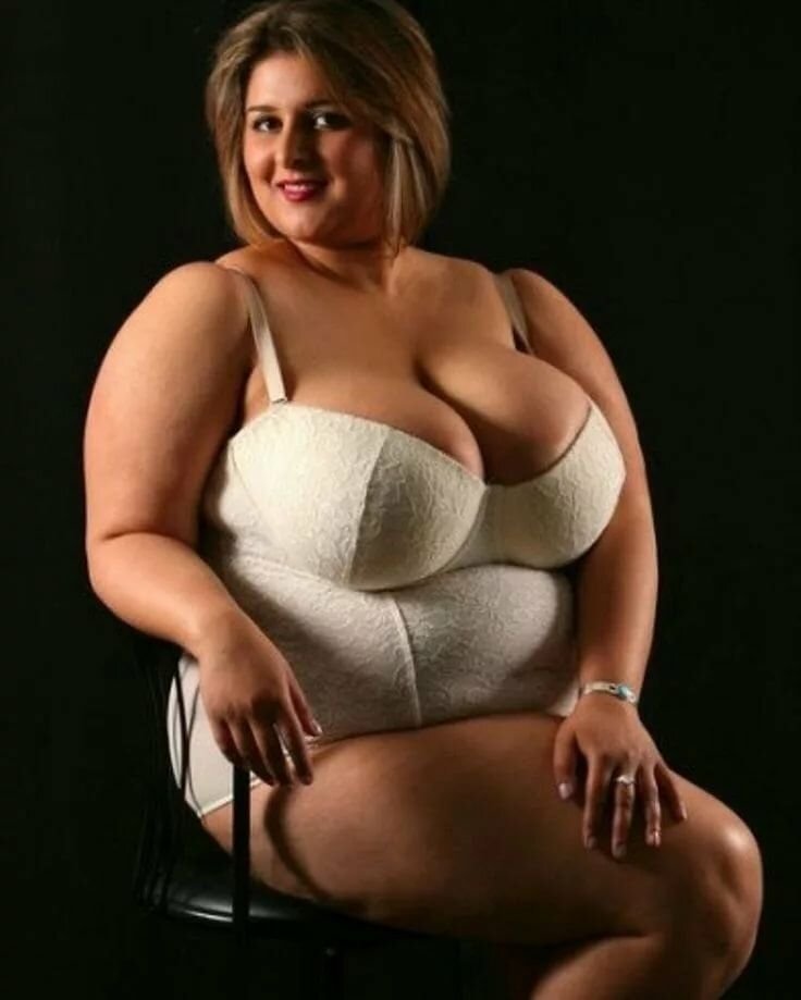 Эротическое фото толстой мамки