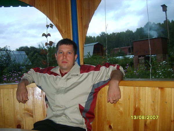Руслан Харасов