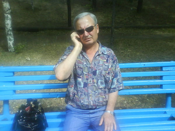 Владимир Лозбин