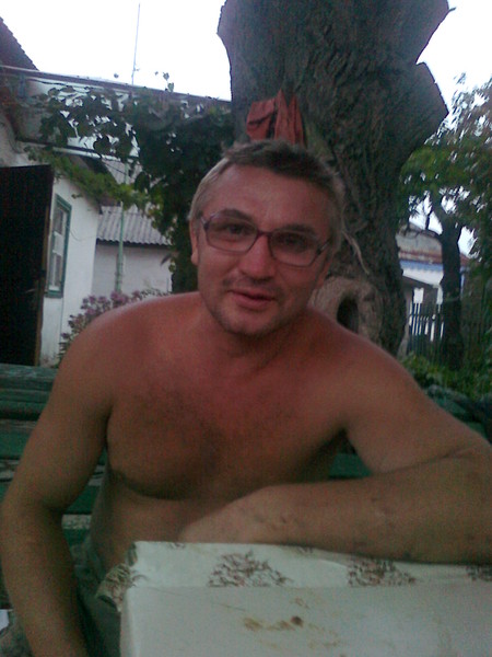 Юрий Тенёв