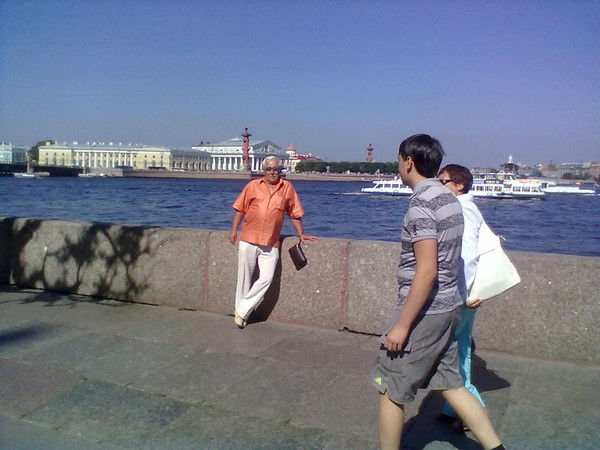 Анатолий Усович