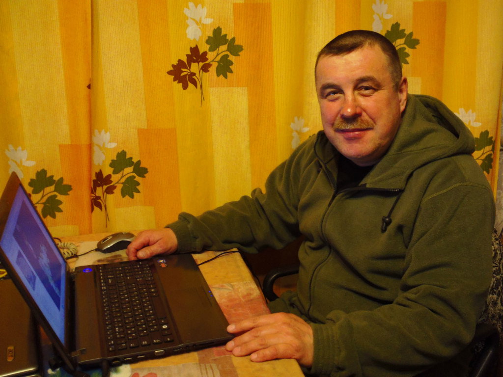 Олег Захаров