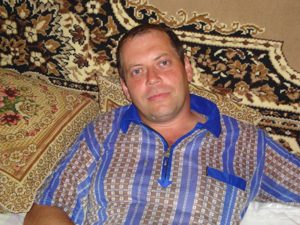 Юрий Комов