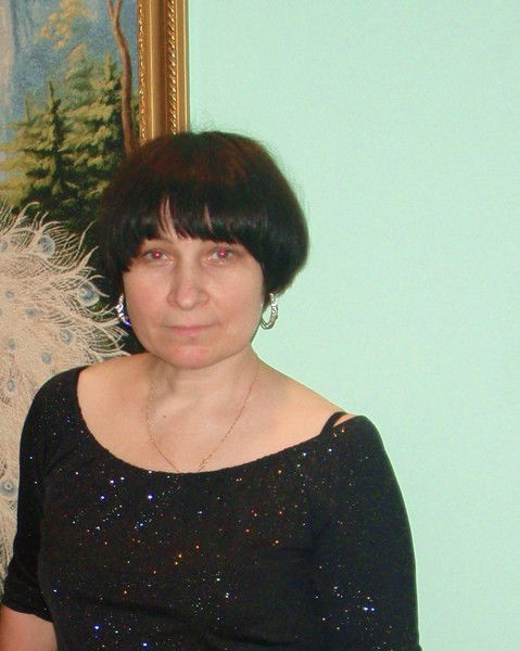 Елена Попова