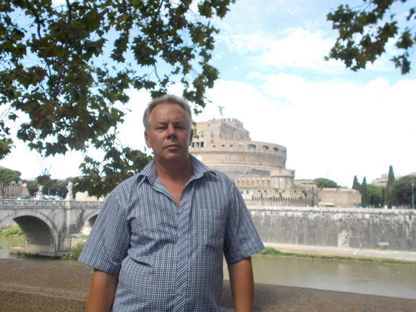 Николай Коновалов