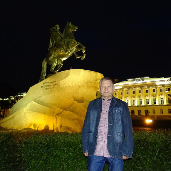 Юрий Марков