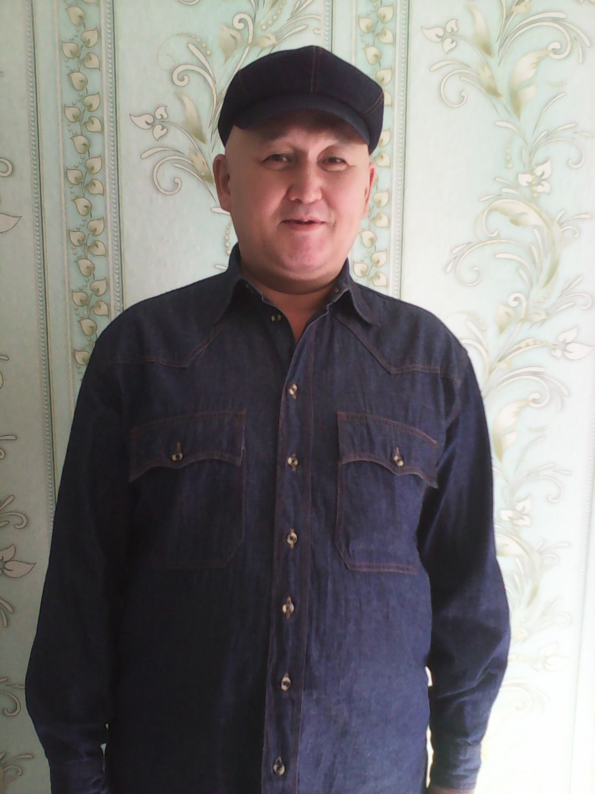 Адебиет Тлеубеков