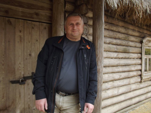 Неизвестно Неизвестно