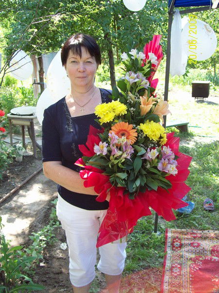 Лариса Молчанова