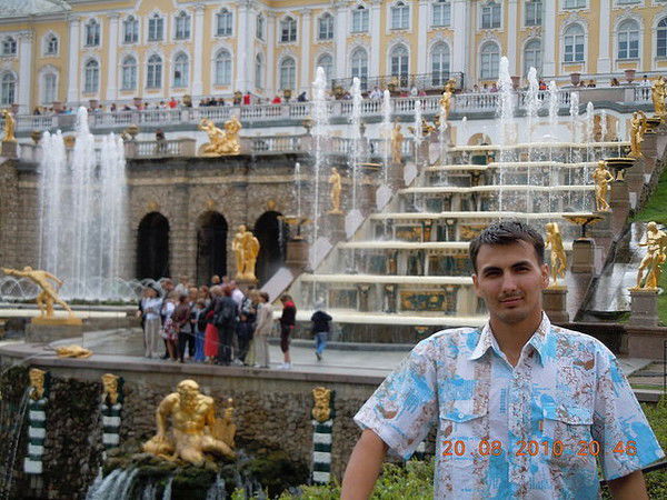 Леня Власов