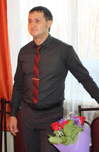 Влад Иванов