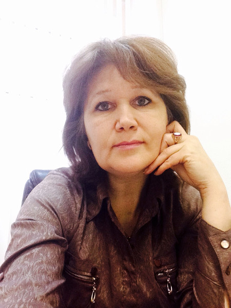 Светлана Столярова
