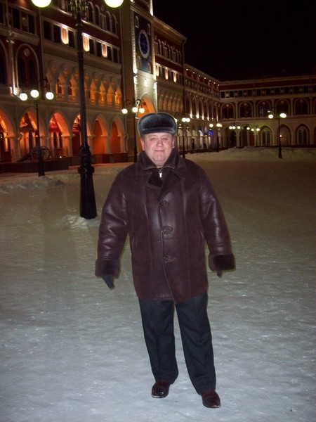 Олег Лебедев