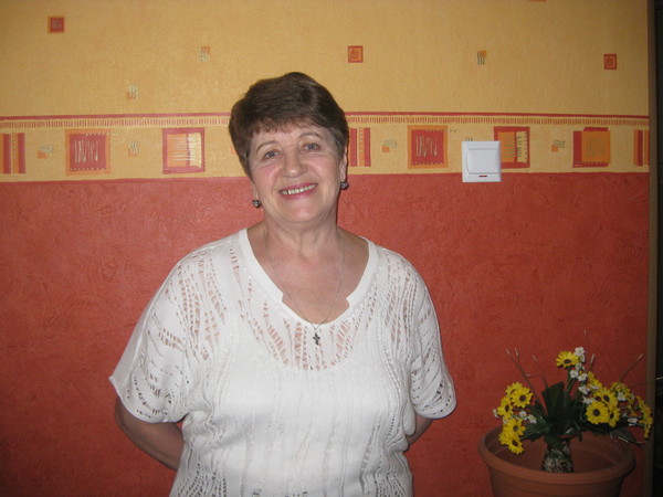 Молотова Нелли