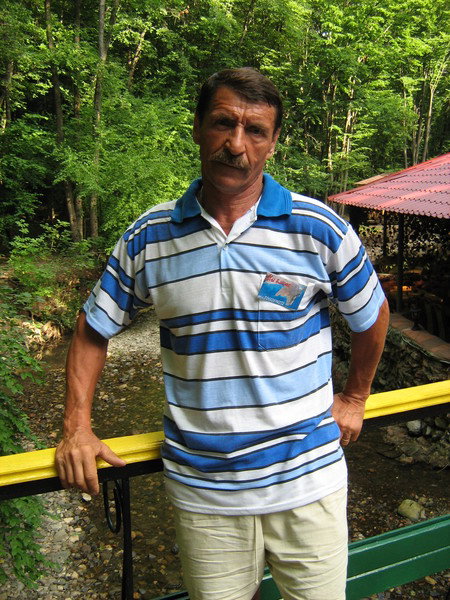 Неизвестно Неизвестно