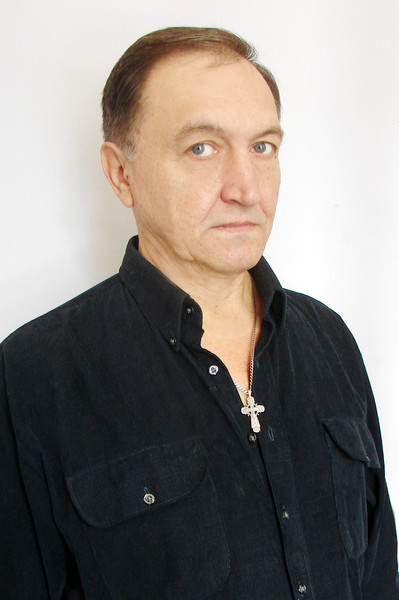 Леонидп Коломенчук