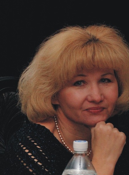Елена Аз.