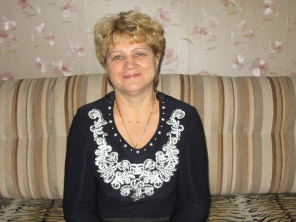 Нина Камина