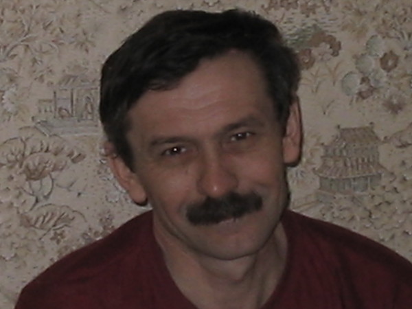 Николай Богомолов