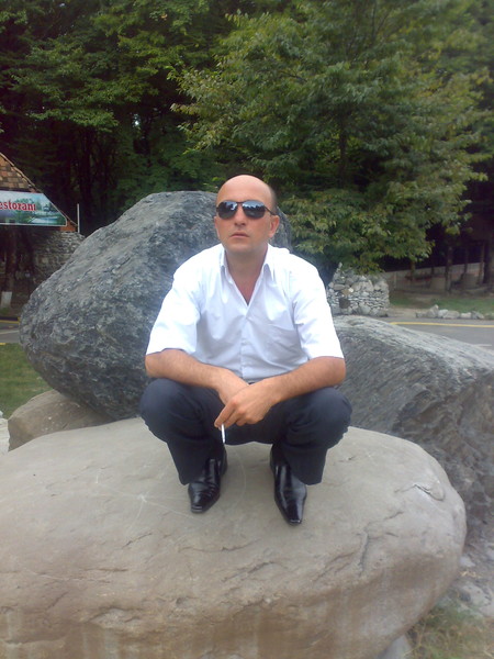 Elnur 77