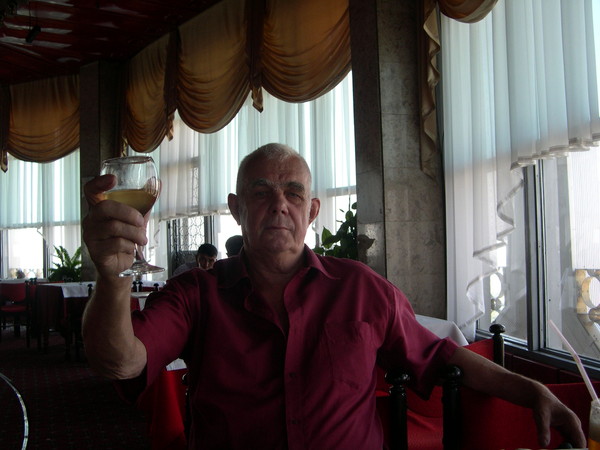 Владимир Лебезов