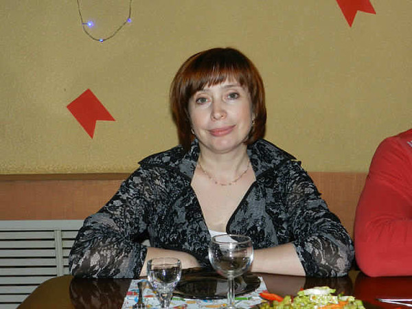 Марина Серова
