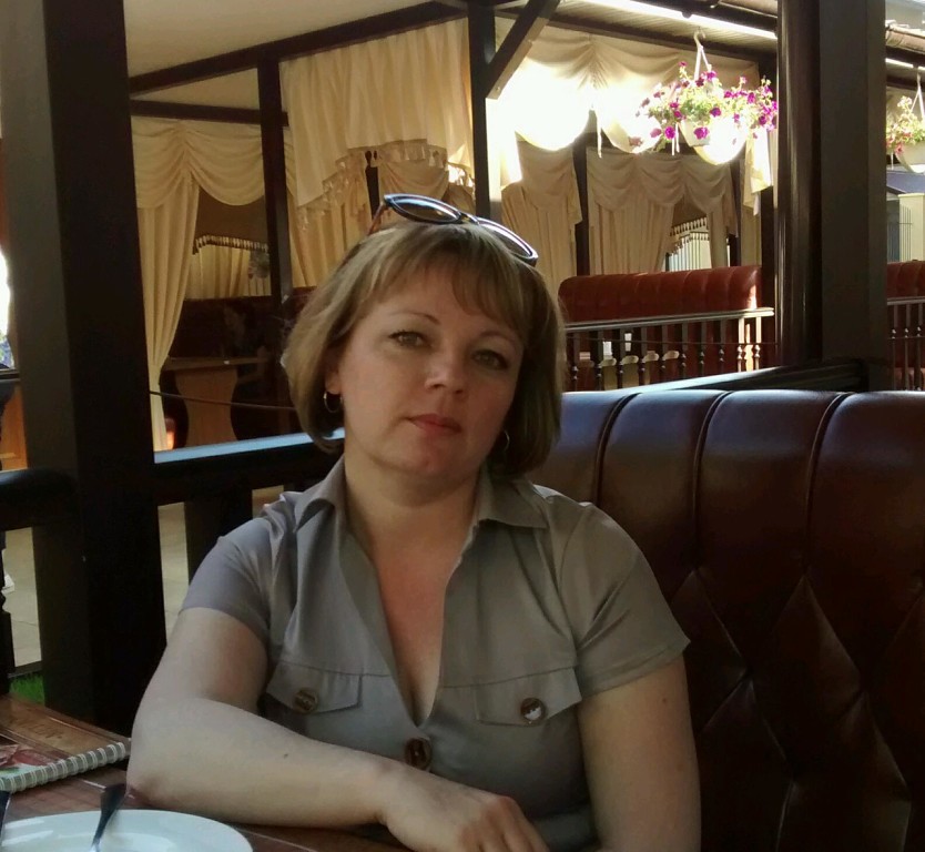 Лариса Стратонова