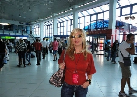 Lana F