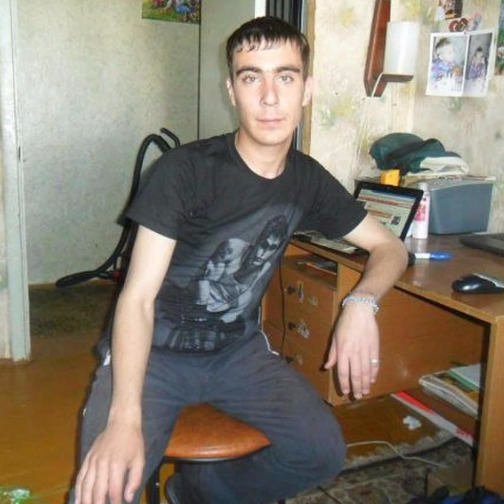 Коля Черксов