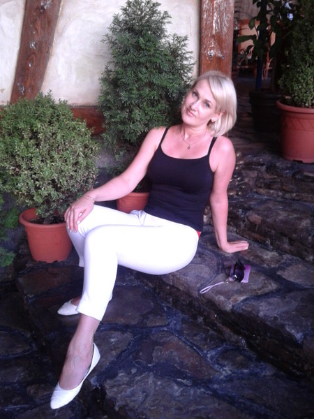 Елена Позднякова