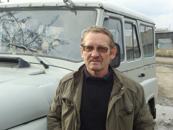 Александр Власов