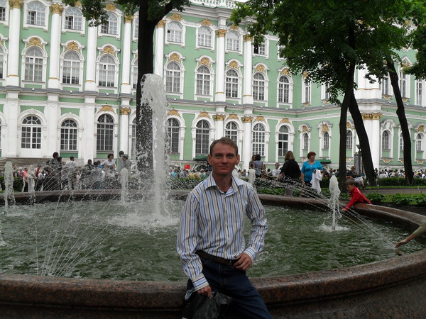 Эдуард Аксёнов