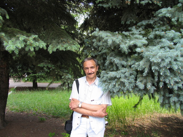 Николай Лыжов