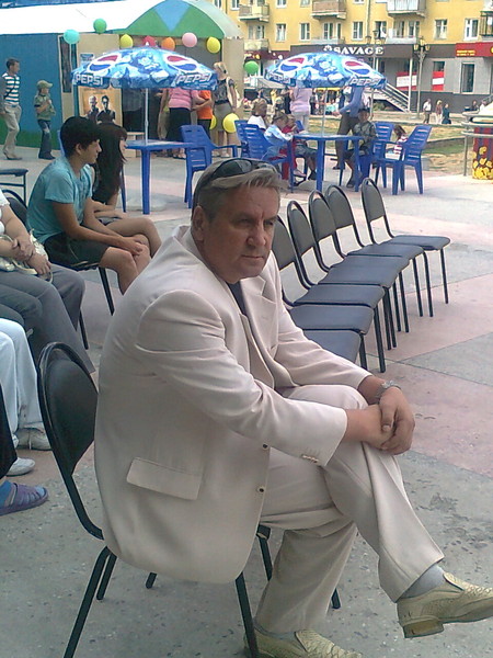 Геннадий Саенко