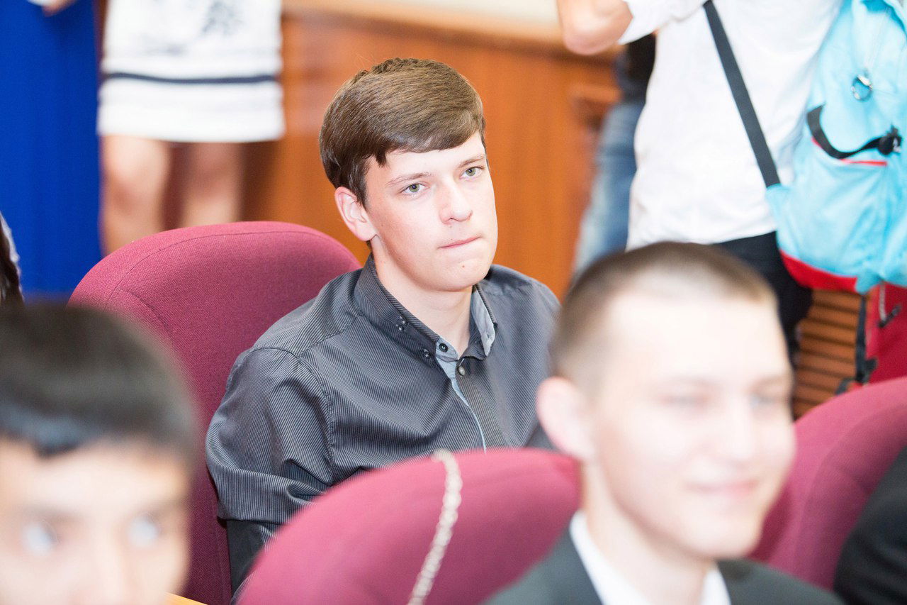 Виктор Красавцев