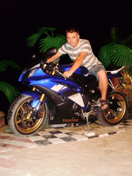 Юра Короткий