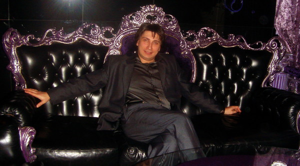 Виктор Рыбаков