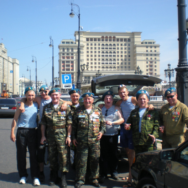 Александр Иванов