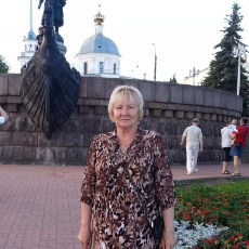 Елена Назаренко