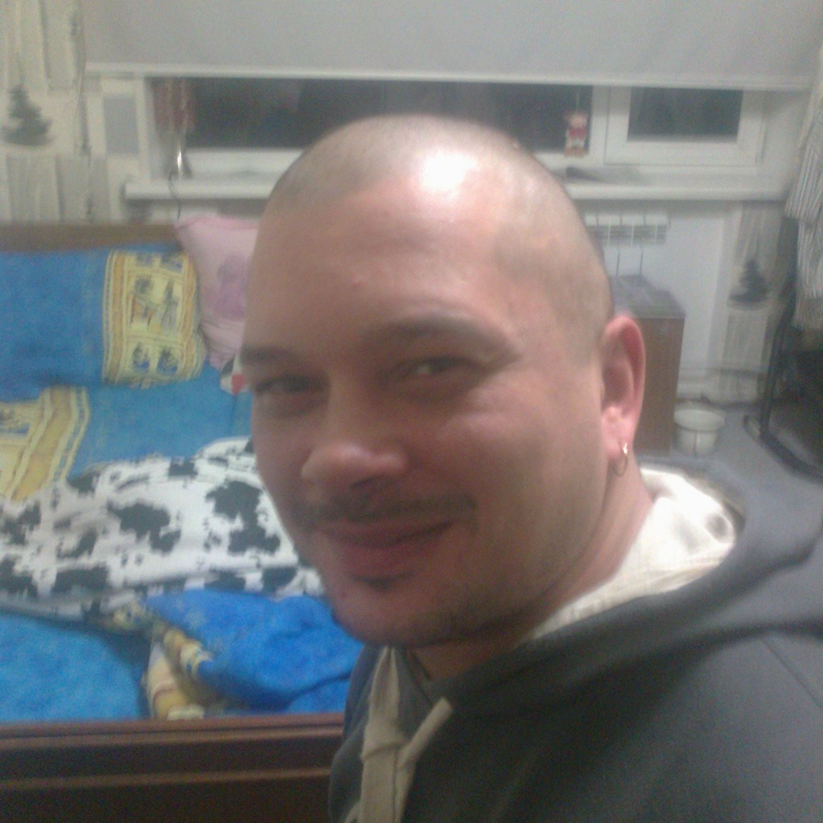 Александр Жуков