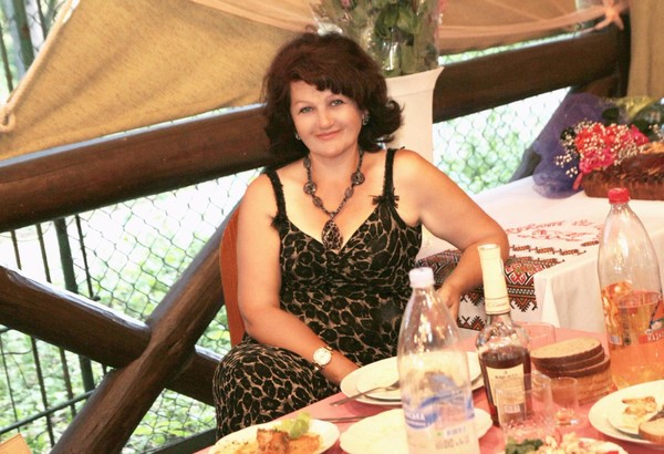 Нина Устинова