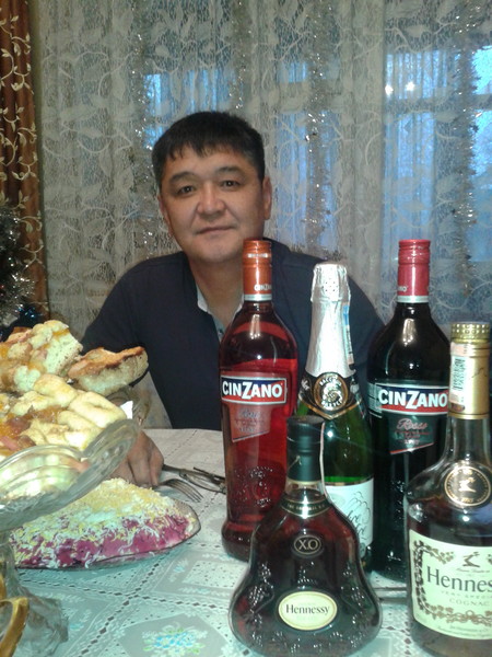 Азат Мираев
