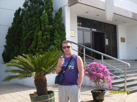 Олег Петров