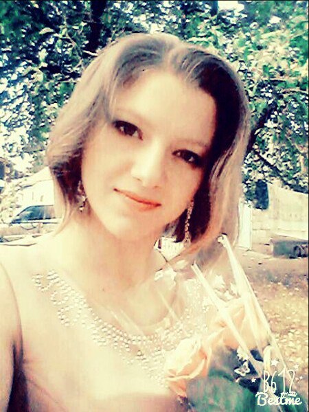 Оля Бондар