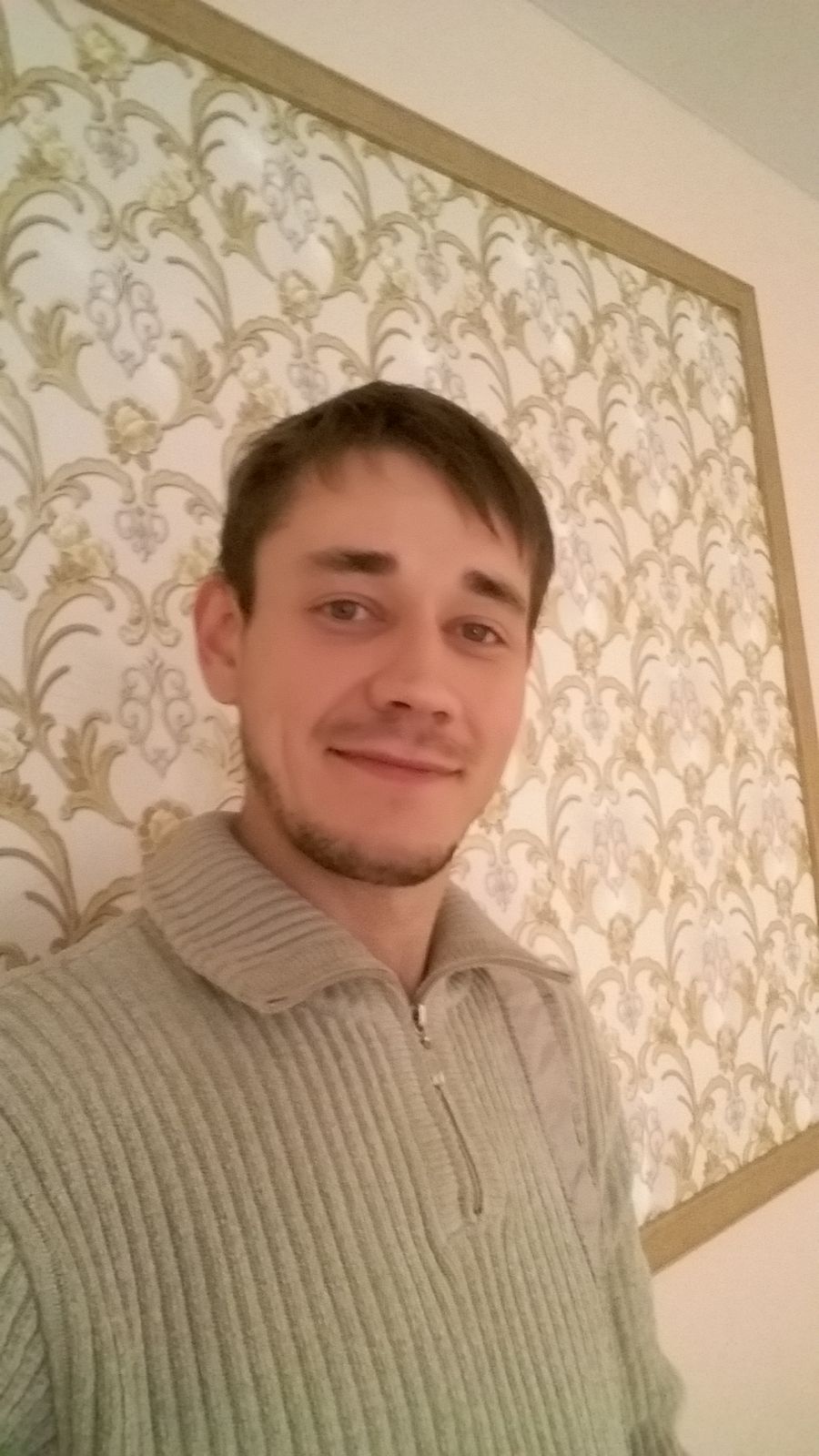 Олег Аразов