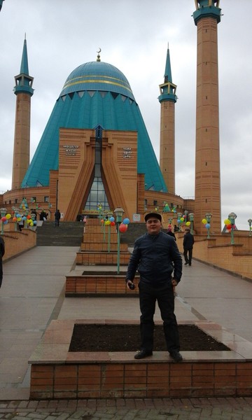 Канат Султанов