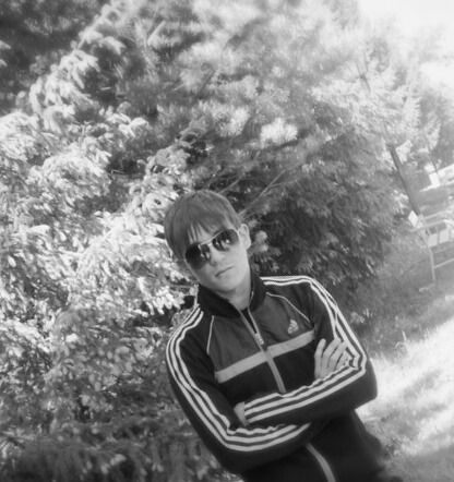 • Doni • • Адай ^