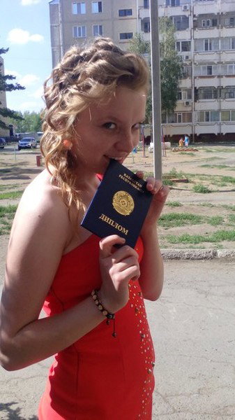 _________ ))))))))))))))))