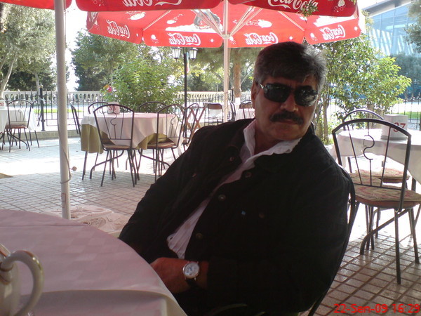 Alik S