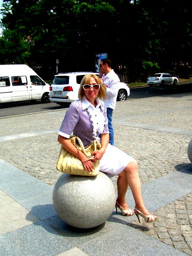 Лена Иванова